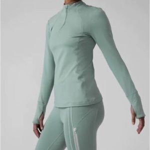 Athleta Whistler Half zip XS